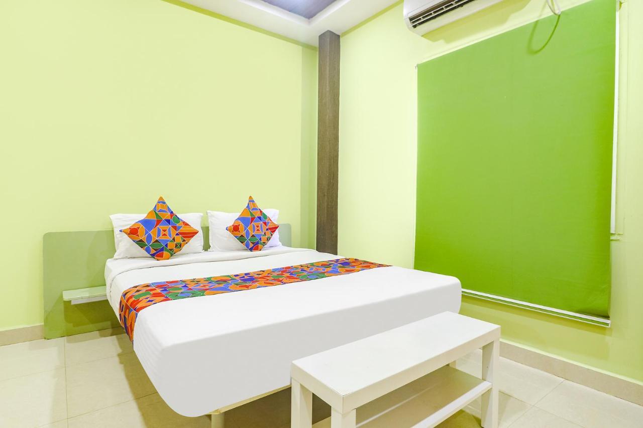 Fabexpress Airport Stay Inn - Nr Hyderabad International Airport, Shamshabad Εξωτερικό φωτογραφία