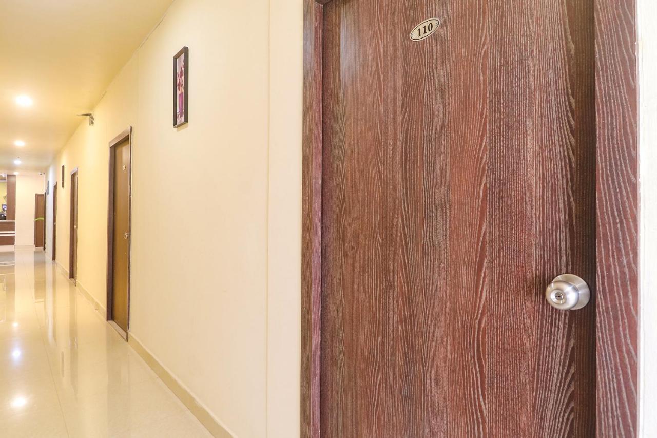 Fabexpress Airport Stay Inn - Nr Hyderabad International Airport, Shamshabad Εξωτερικό φωτογραφία